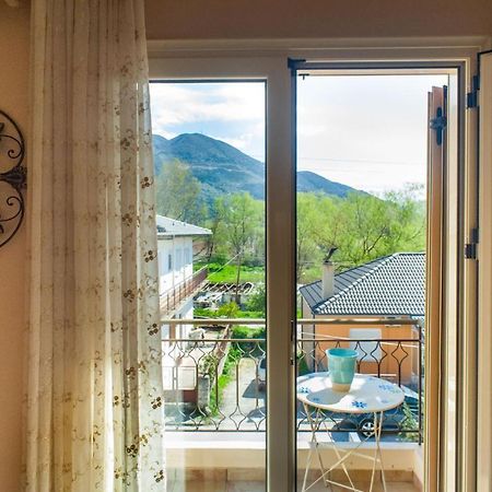 Avli Rooms Яніна Екстер'єр фото