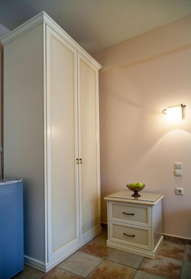 Avli Rooms Яніна Екстер'єр фото